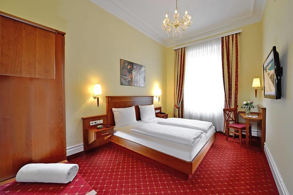 Hotel Schweizer Hof Baden-Baden Esterno foto